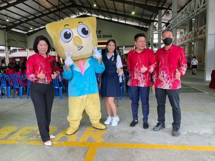 蕉赖十一哩华小开学日