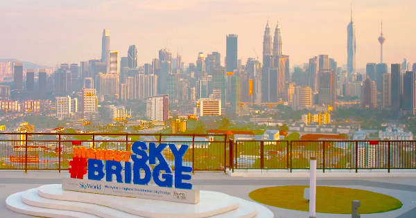 skybridge 全马最高住宅天桥