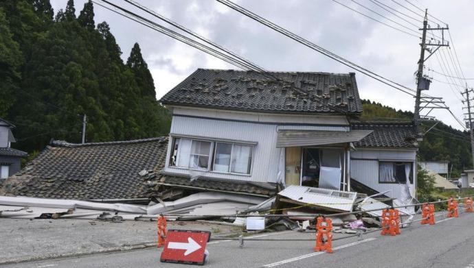 日本 轮岛市 地震