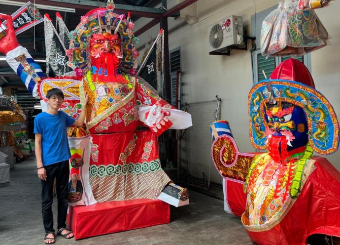 谢玮恒  大士爷神像