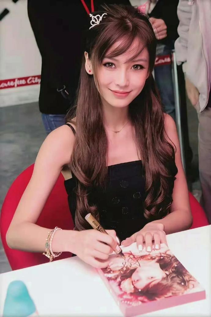 Angelababy（取自小红书）