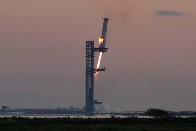 SpaceX 13日发射了第5艘星舰火箭