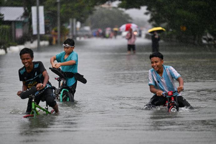 水灾 灾民