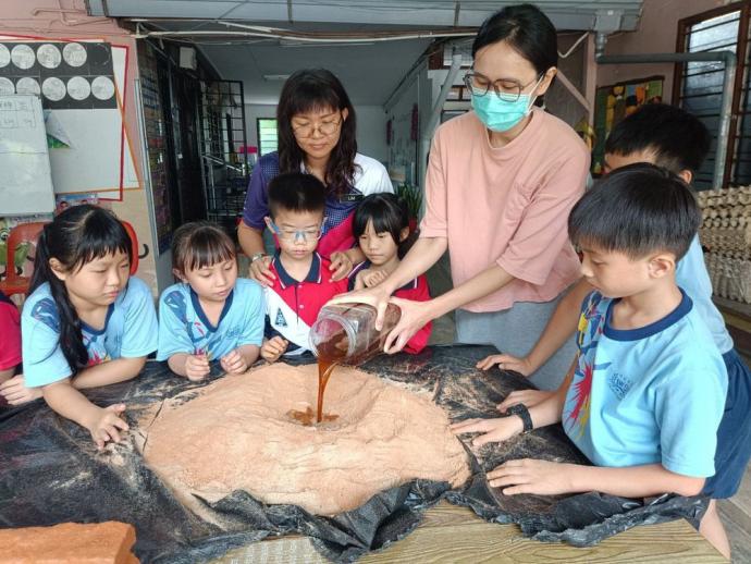 麻坡维新学校