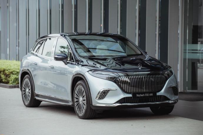 马赛地迈巴赫 Mercedes-Maybach EQS SUV