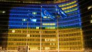 欧委会大楼 乌克兰国旗