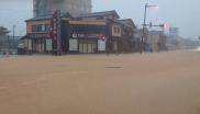 日本石川县暴雨