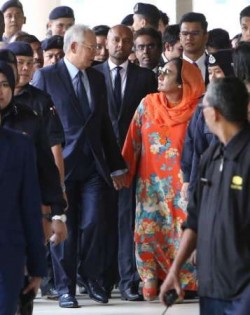 najib rosmah 181004