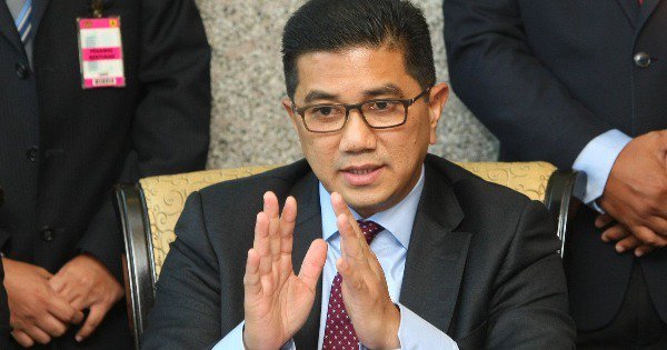 azmin_20160922_600x315